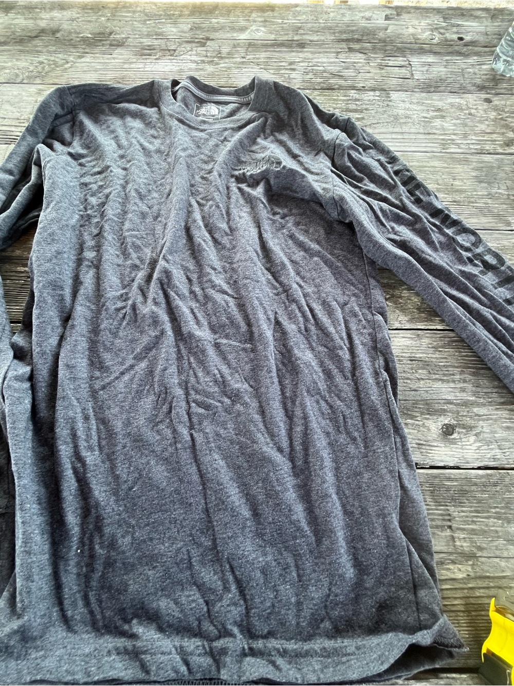Men's NORTHFACE  Long Sleeve Crew Neck Shirt - Charcoal Gray SZ SM